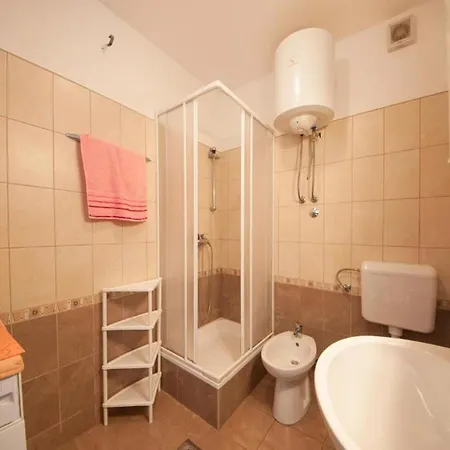 Apartment Anec Supetar